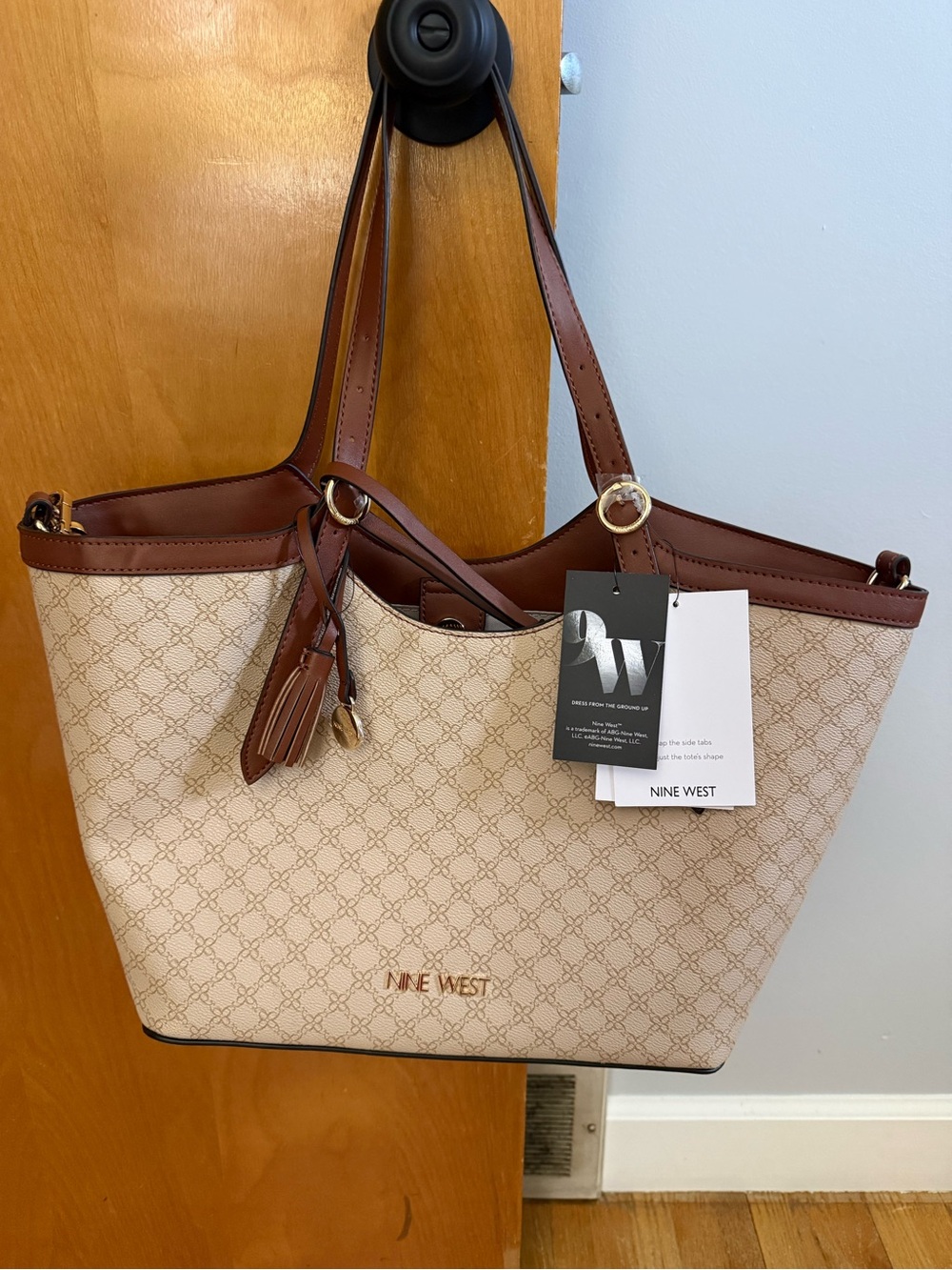 NWT 2 in 1 Nine West Tote Bag Set
